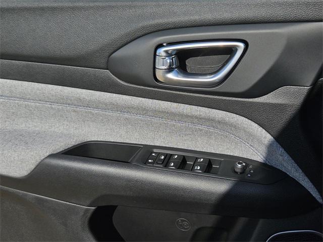 new 2025 Jeep Compass car, priced at $28,760