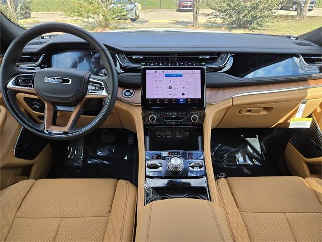 new 2025 Jeep Grand Cherokee L car, priced at $69,425