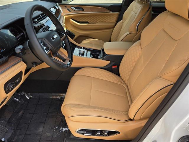 new 2025 Jeep Grand Cherokee L car, priced at $69,425