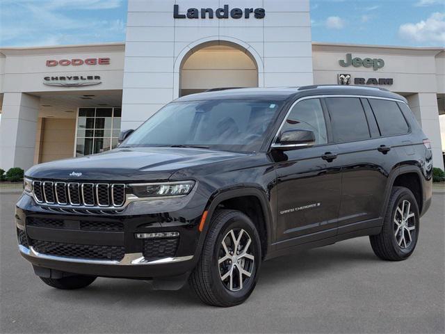 new 2023 Jeep Grand Cherokee L car, priced at $50,270