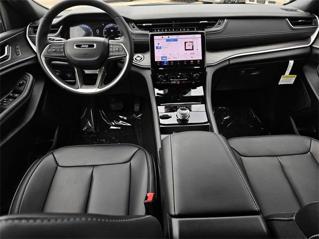 new 2025 Jeep Grand Cherokee L car, priced at $44,672