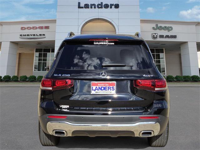 used 2023 Mercedes-Benz GLB 250 car, priced at $34,599