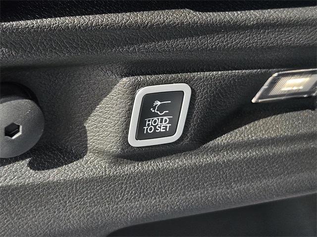 new 2025 Jeep Grand Cherokee L car, priced at $41,735