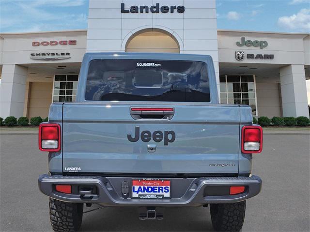 new 2025 Jeep Gladiator car, priced at $47,730