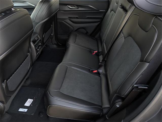 new 2025 Jeep Grand Cherokee car, priced at $42,480