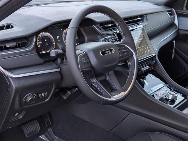new 2025 Jeep Grand Cherokee car, priced at $42,480