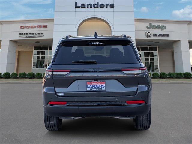 new 2025 Jeep Grand Cherokee car, priced at $42,480