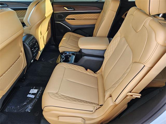 new 2025 Jeep Grand Cherokee L car, priced at $61,316