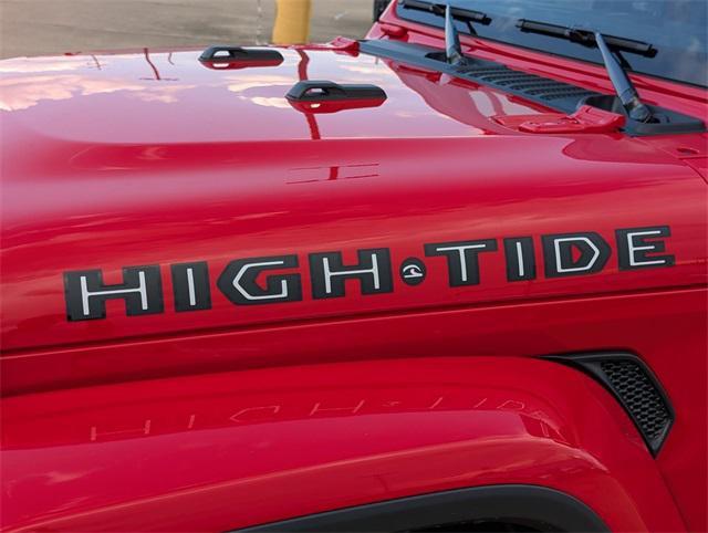 new 2025 Jeep Gladiator car, priced at $45,935