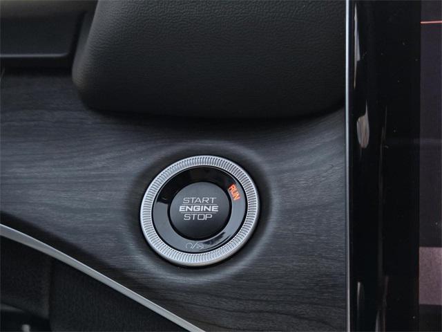 new 2025 Jeep Grand Cherokee car, priced at $41,970