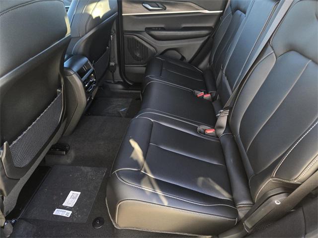 new 2025 Jeep Grand Cherokee car, priced at $41,970