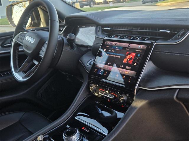 new 2025 Jeep Grand Cherokee car, priced at $41,970