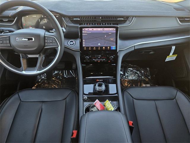 new 2025 Jeep Grand Cherokee car, priced at $41,970