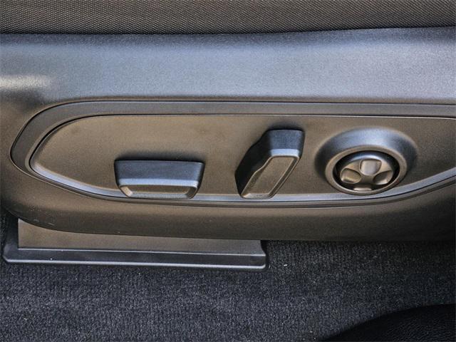 new 2025 Jeep Grand Cherokee car, priced at $38,125