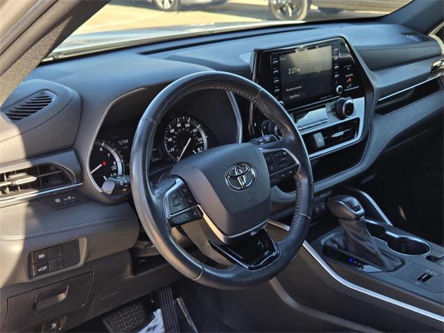 used 2021 Toyota Highlander car, priced at $28,708