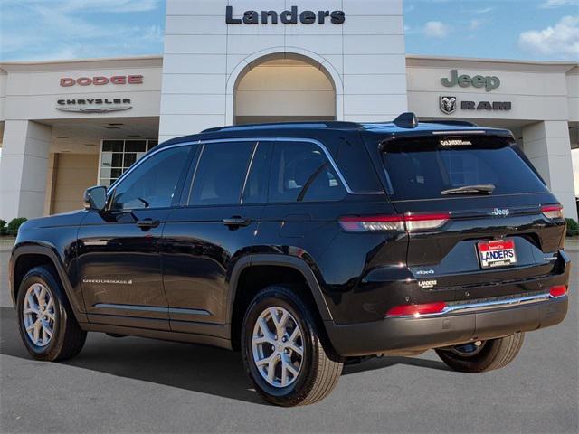 used 2024 Jeep Grand Cherokee car, priced at $33,469