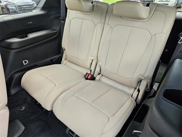 new 2025 Jeep Grand Cherokee L car, priced at $44,077