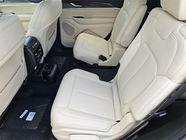 new 2025 Jeep Grand Cherokee L car, priced at $44,077
