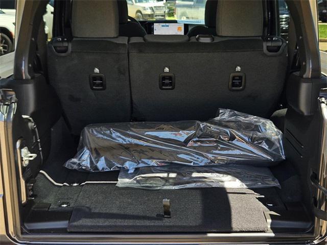 new 2025 Jeep Wrangler car, priced at $43,675