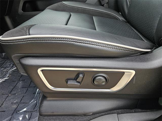 new 2025 Ram 1500 car, priced at $60,551