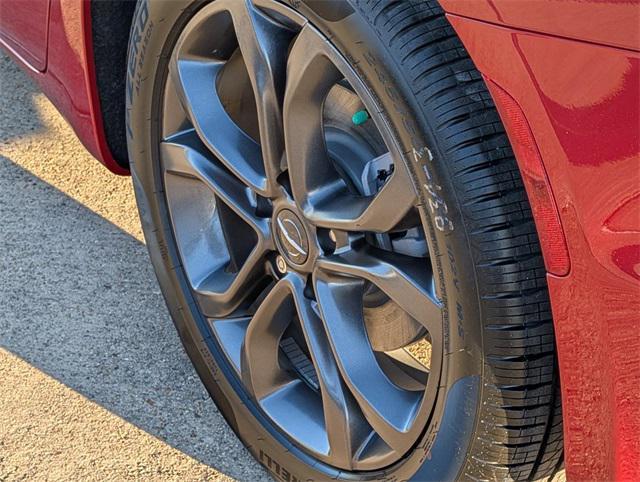 new 2026 Chrysler Pacifica car, priced at $47,785