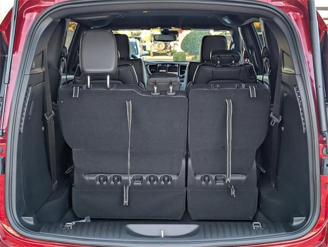 new 2026 Chrysler Pacifica car, priced at $47,785