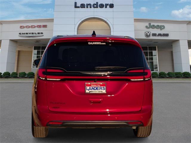 new 2026 Chrysler Pacifica car, priced at $47,785