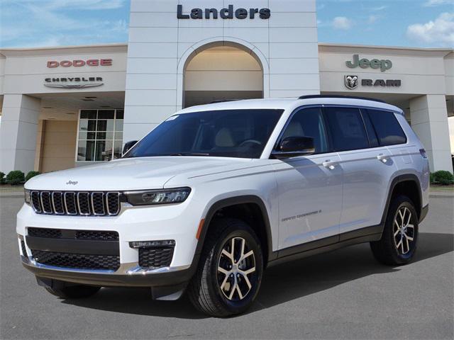 new 2025 Jeep Grand Cherokee L car, priced at $42,900