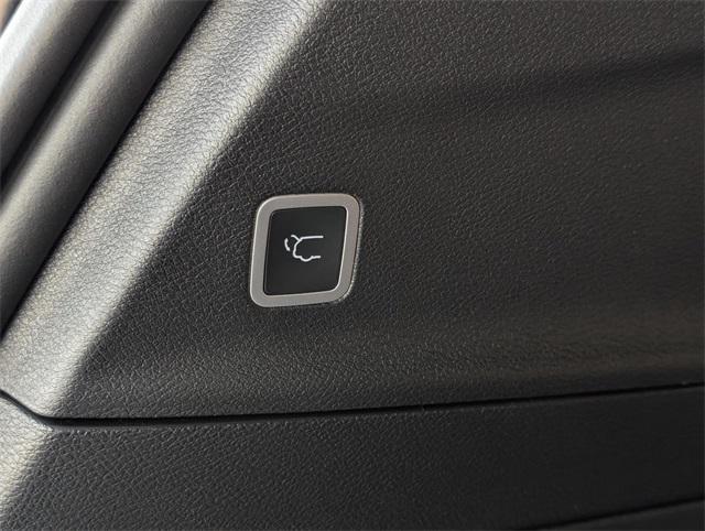 new 2026 Chrysler Pacifica car, priced at $57,035