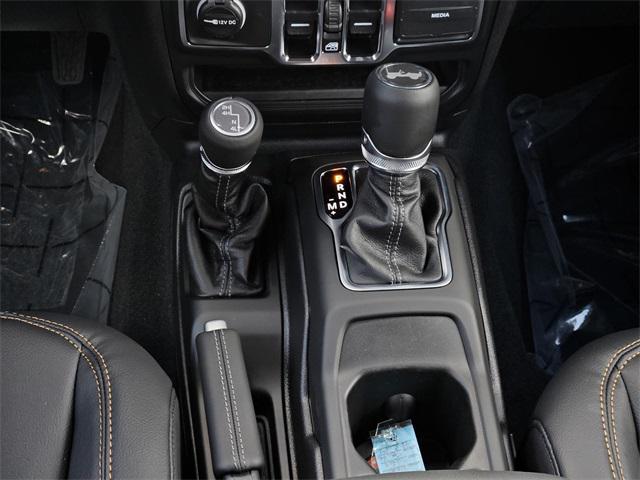 new 2025 Jeep Wrangler car, priced at $54,070