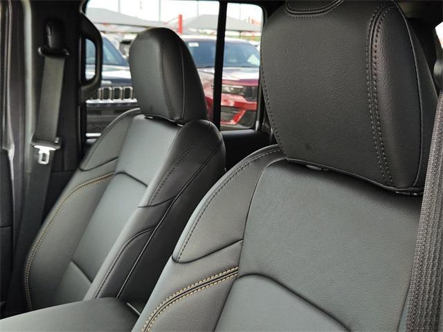 new 2025 Jeep Wrangler car, priced at $54,070