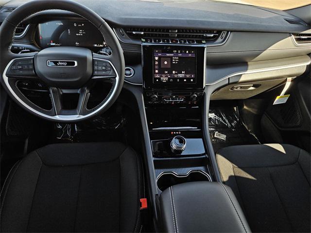 new 2025 Jeep Grand Cherokee L car, priced at $38,695