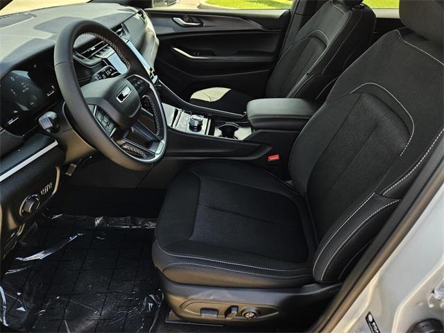 new 2025 Jeep Grand Cherokee car, priced at $36,386