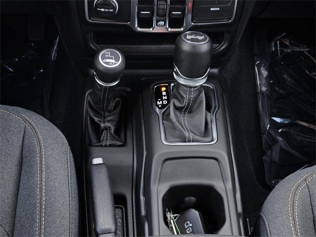 new 2025 Jeep Wrangler car, priced at $40,945