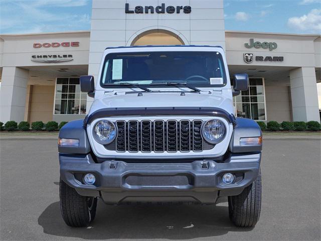 new 2025 Jeep Wrangler car, priced at $43,080