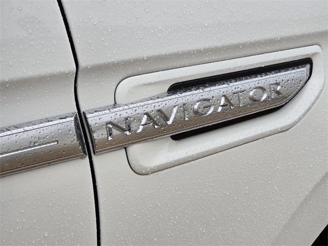 used 2021 Lincoln Navigator car, priced at $41,706
