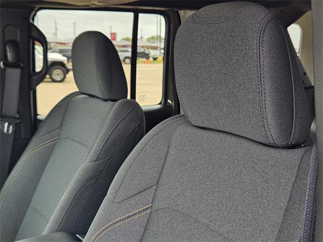 new 2025 Jeep Wrangler car, priced at $48,802