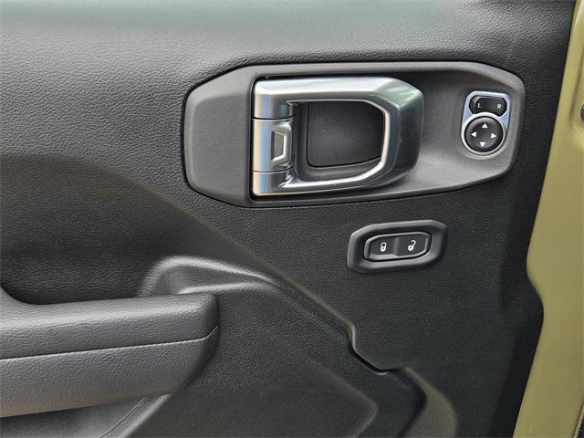 new 2025 Jeep Wrangler car, priced at $48,802