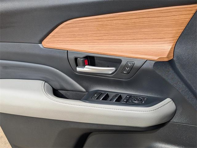 used 2024 Toyota Grand Highlander car, priced at $45,604