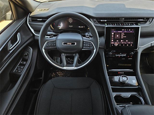 new 2025 Jeep Grand Cherokee L car, priced at $39,290
