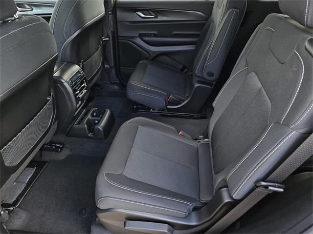 new 2025 Jeep Grand Cherokee L car, priced at $39,290