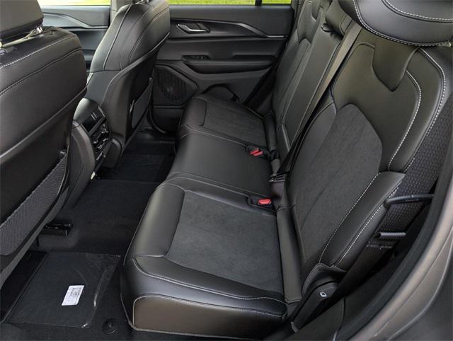 new 2025 Jeep Grand Cherokee car, priced at $43,480