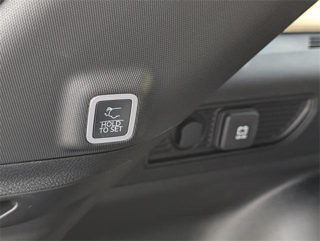 new 2025 Jeep Grand Cherokee car, priced at $43,480