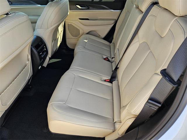 new 2025 Jeep Grand Cherokee car, priced at $46,840