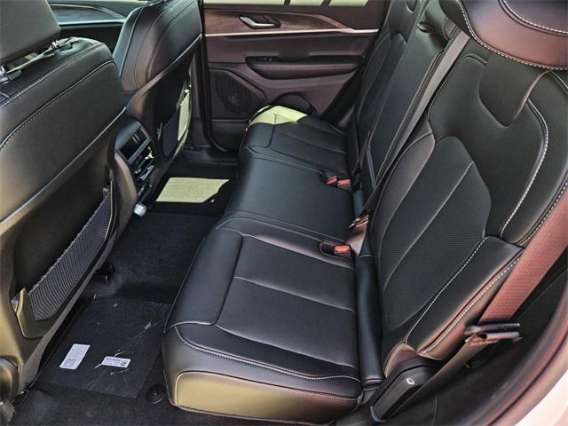 new 2025 Jeep Grand Cherokee car, priced at $48,815