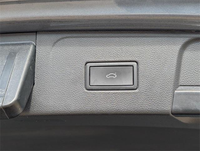 used 2021 Volkswagen Atlas car, priced at $21,998