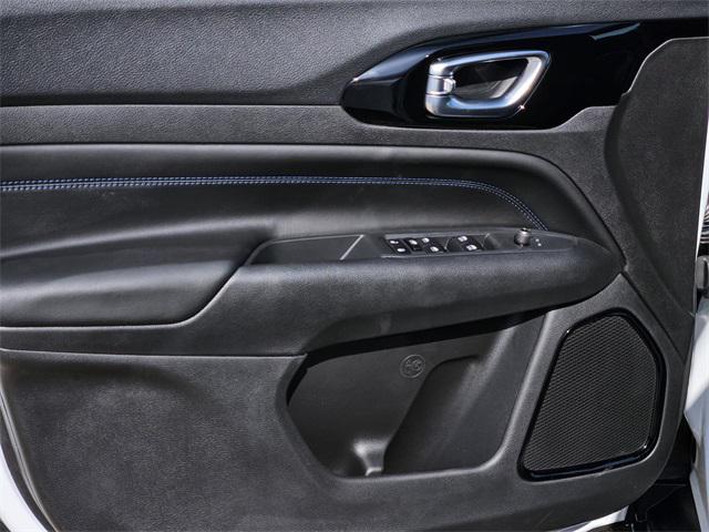 new 2025 Jeep Compass car, priced at $30,160