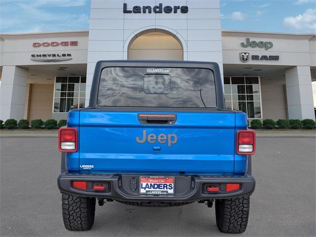 used 2023 Jeep Gladiator car, priced at $42,404