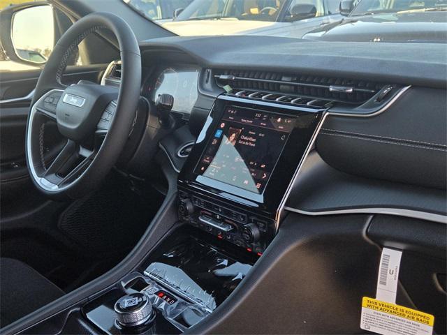 new 2025 Jeep Grand Cherokee car, priced at $44,730