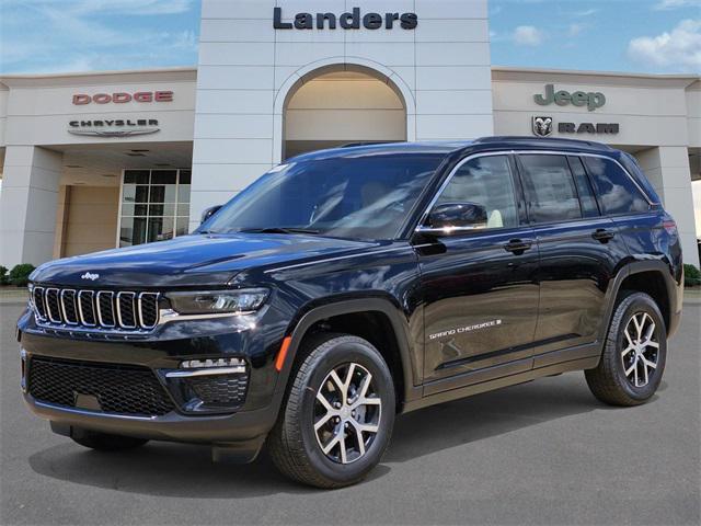 new 2025 Jeep Grand Cherokee car, priced at $48,010
